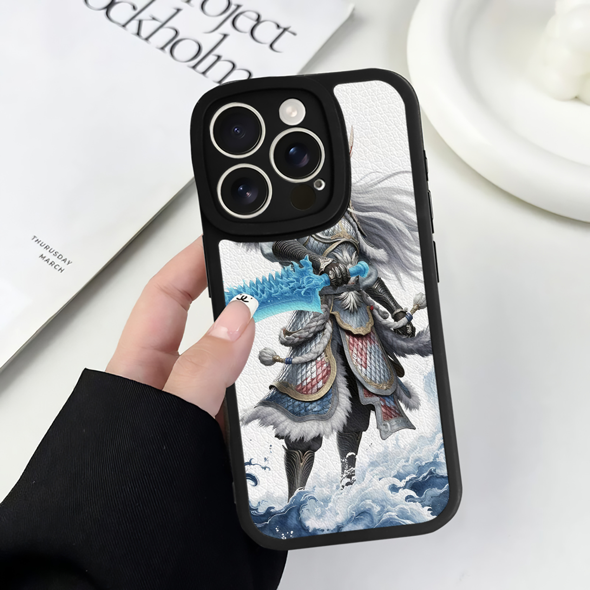 （画像用） Ne Zha 2 ナタ 魔童の大暴れ 【iPhone 16シリーズ対応】シリコンスマホケース（レザー調） 材質：シリコン